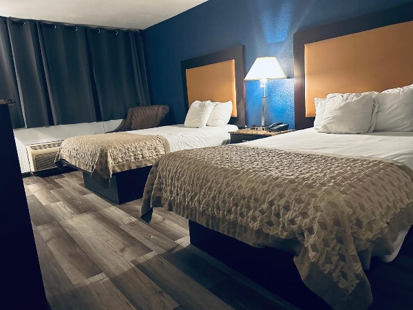Town Inn image 14