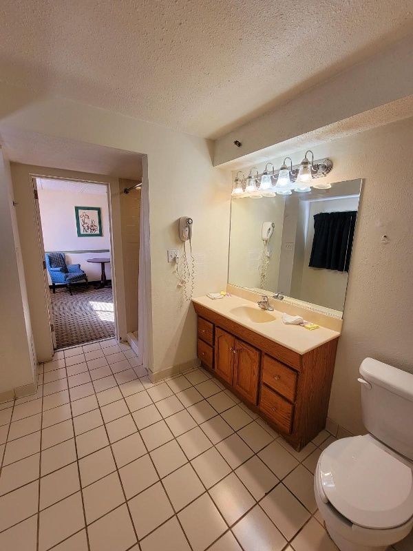 Town Inn image 22