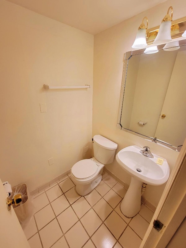 Town Inn image 25