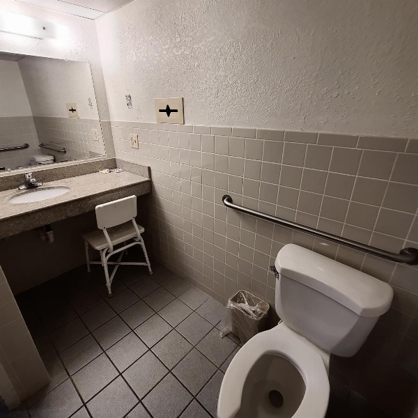 Town Inn image 9